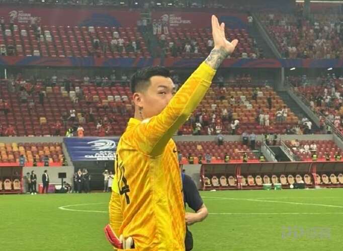 屏幕截图_10-6-2025_22473_s.weibo.com